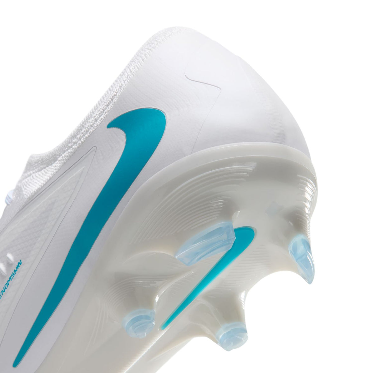 Phantom 6 Low Pro Firm Ground Soccer Cleats – heel detail