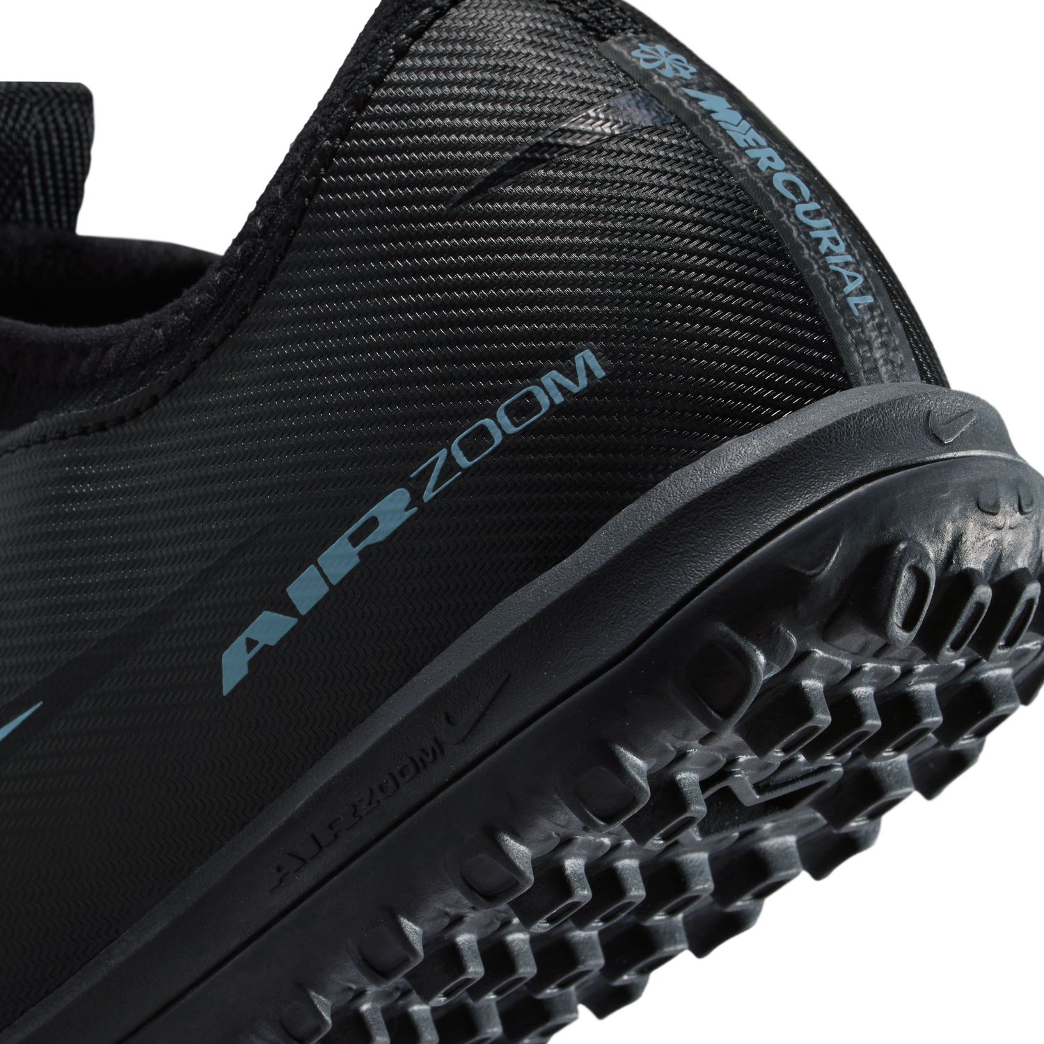 Jr. Mercurial Vapor 16 Academy Little/Big Kids' Turf Low-Top Soccer Shoes