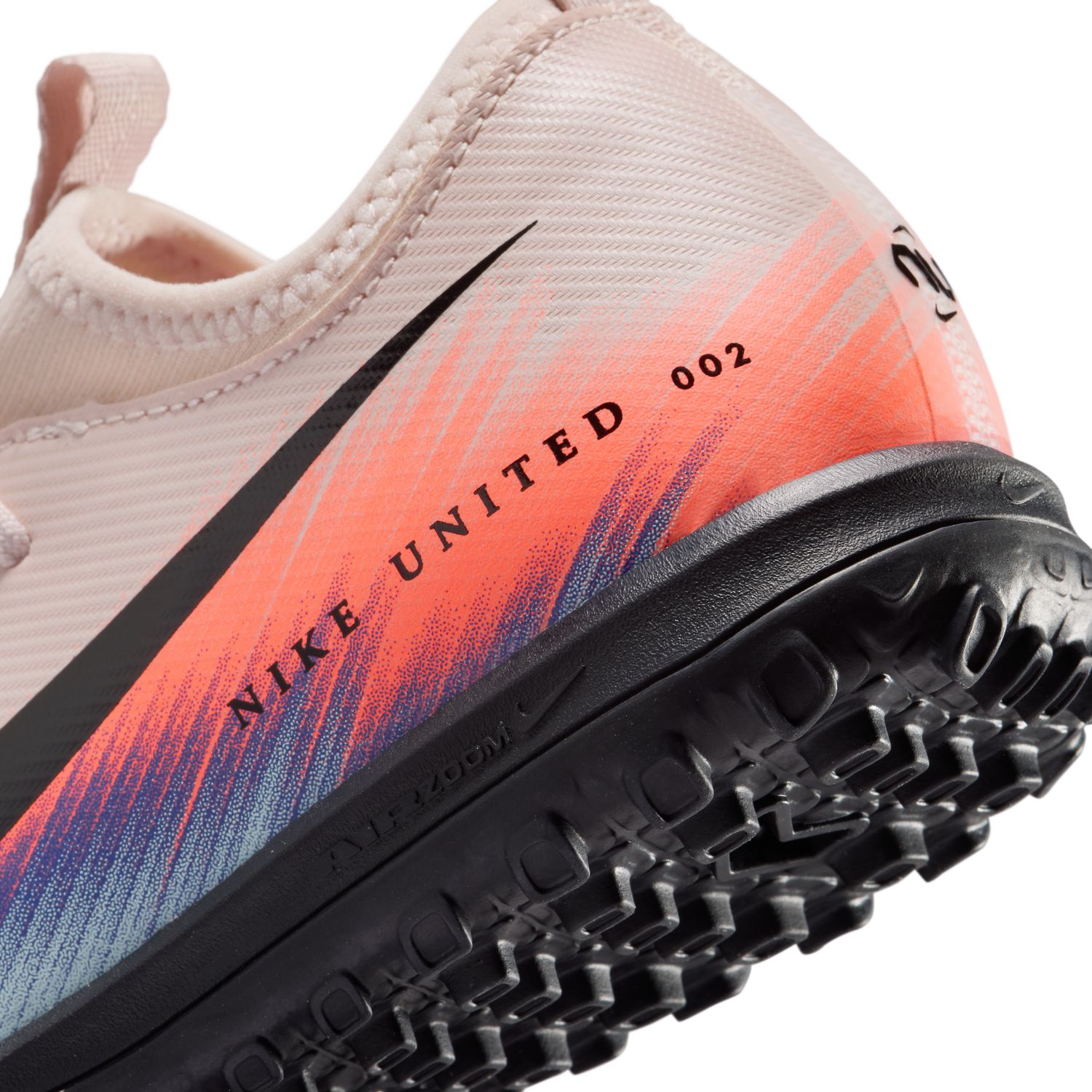 United Jr. Mercurial Vapor 16 Academy Big Kids' Turf Low-Top Soccer Shoes