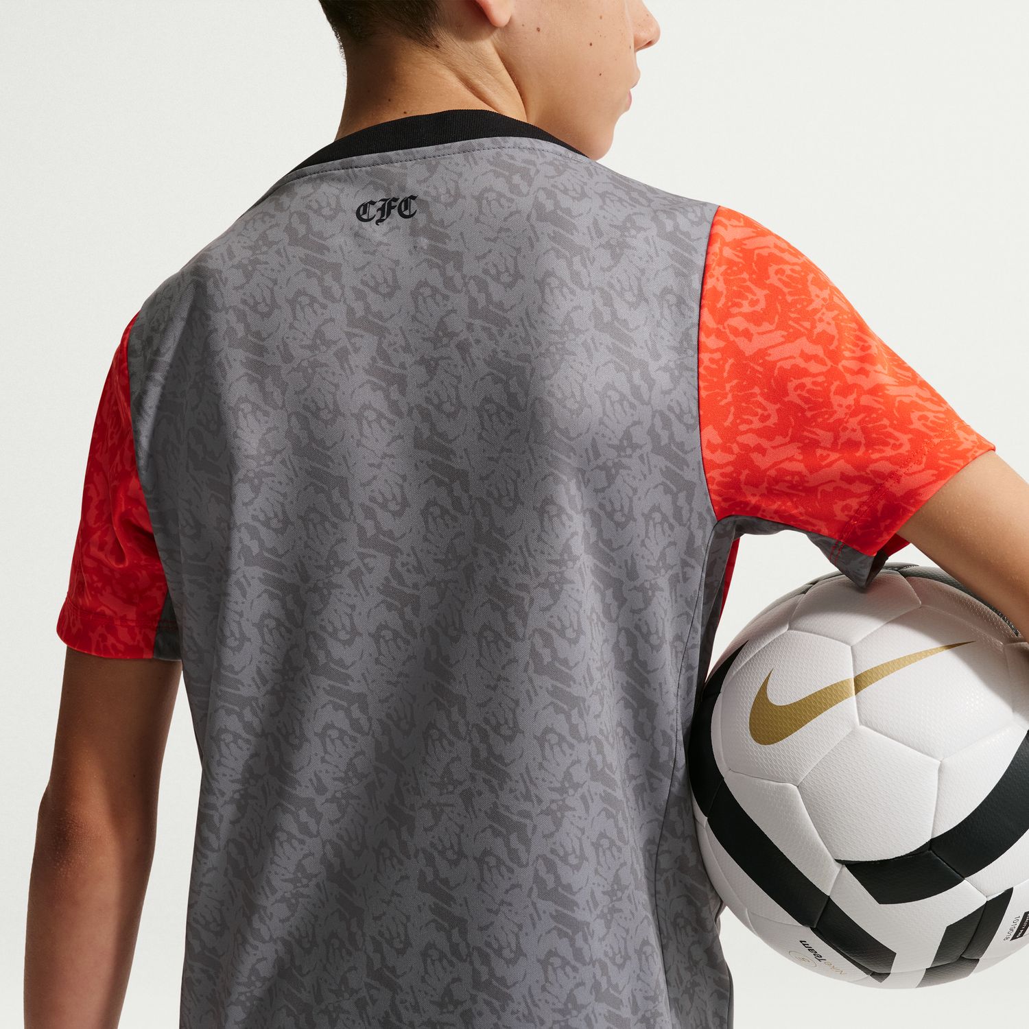 Chelsea FC Academy Pro SE Big Kids' Pre-Match Top