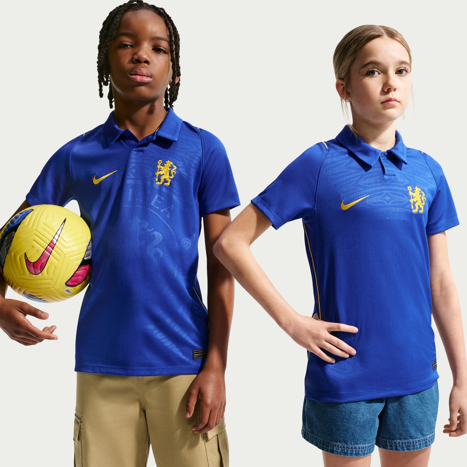 Chelsea FC 2026/27 Stadium Home Big Kids' Nike Dri-FIT Jersey