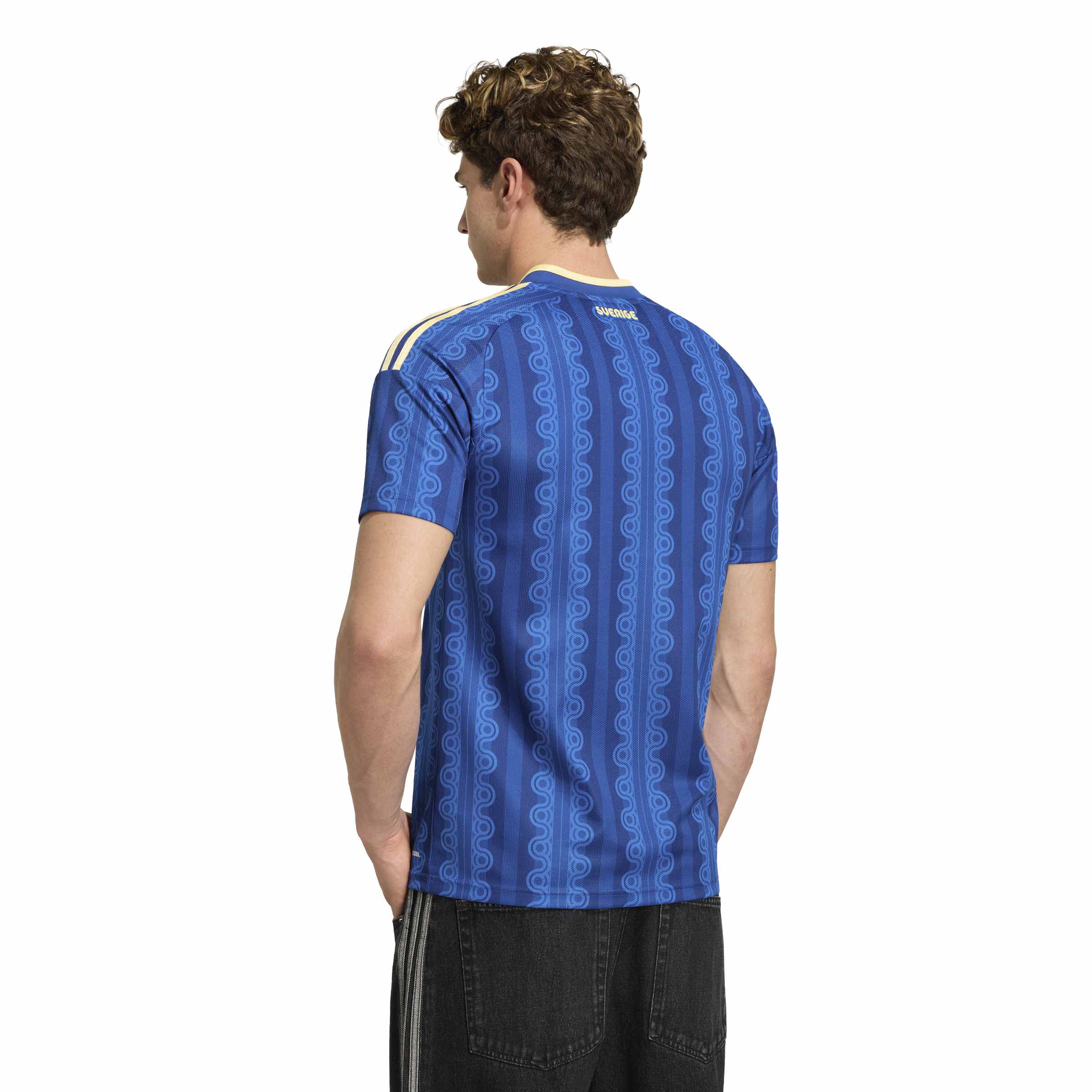 Sweden 26 Away Jersey