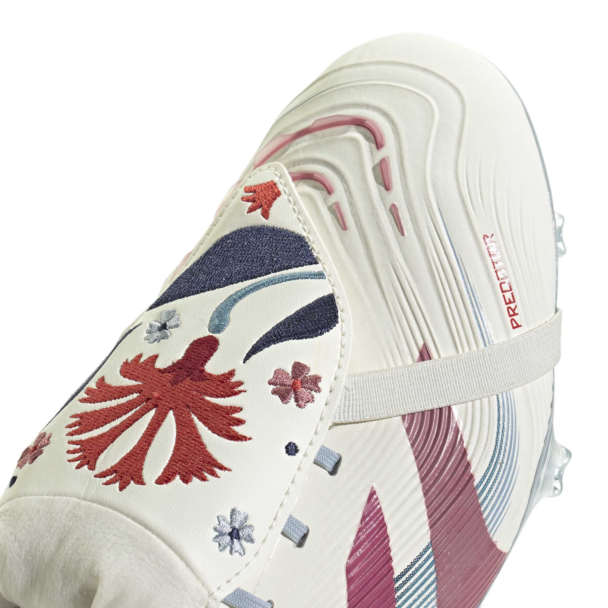 Predator Elite Tfg Fold-Over Tongue Firm Ground Boots