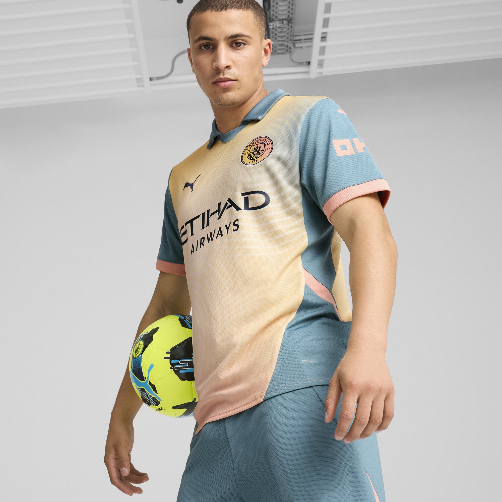 Manchester City 2024-25 4th Jersey