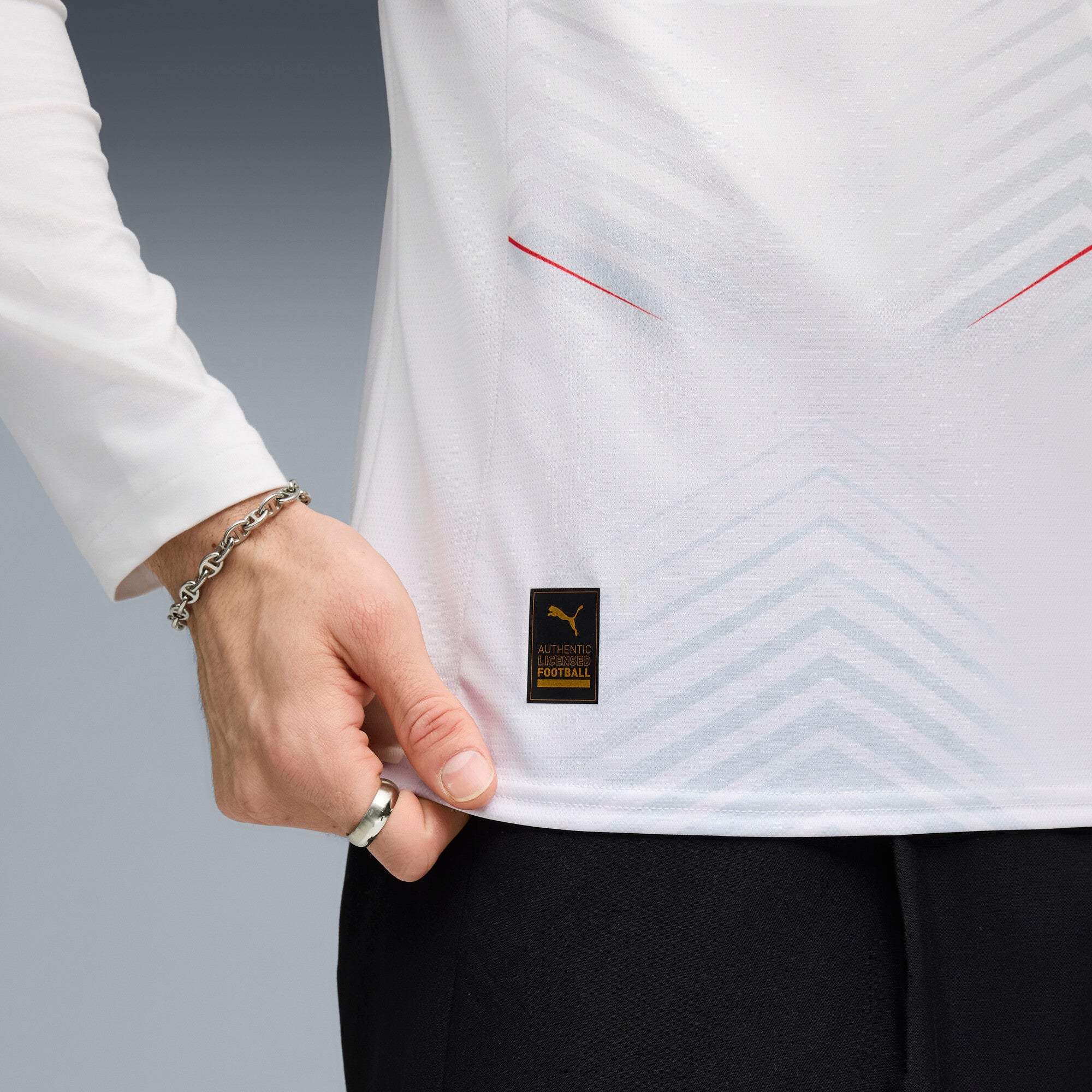 RB LEIPZIG HOME JERSEY REPLICA 2025-26