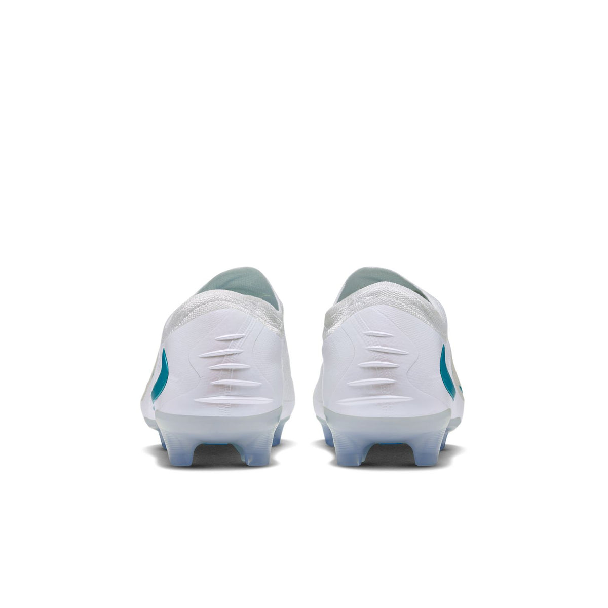 Phantom 6 Low Elite Firm Ground Soccer Cleats – heel pair view
