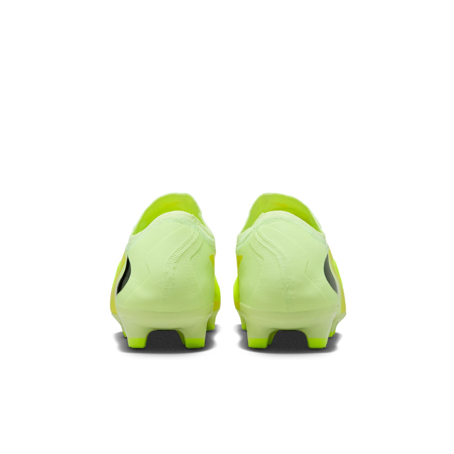 Phantom 6 Low Pro Firm-Ground Soccer Cleats