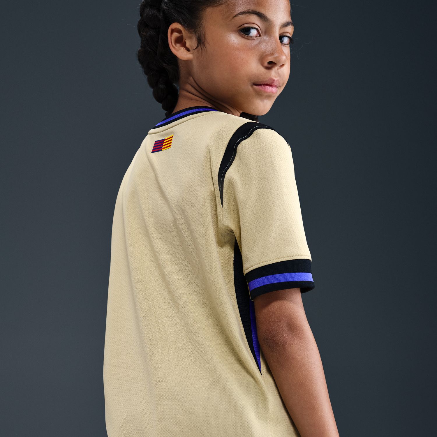 Barcelona 2025-26 Youth Away Jersey