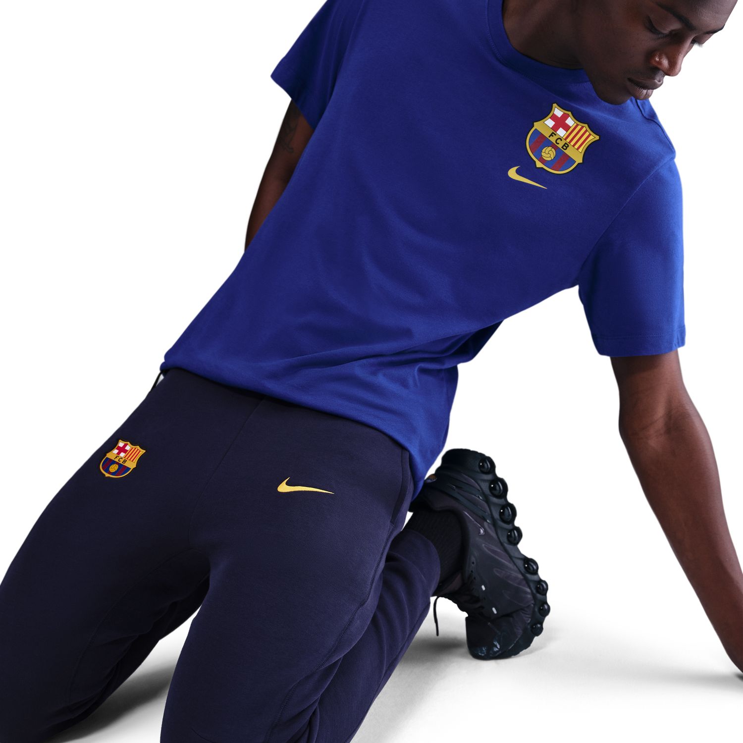 Barcelona 2025-26 Tech-Fleece Joggers