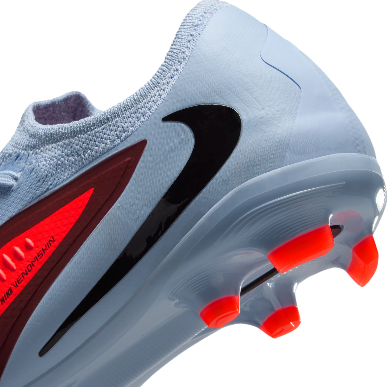 Jr. Phantom 6 Low Pro Big Kids' Multi-Ground Soccer Cleats