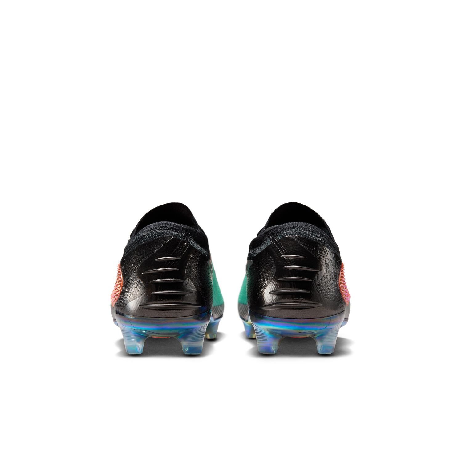 Phantom 6 Low Elite Firm-Ground Soccer Cleats