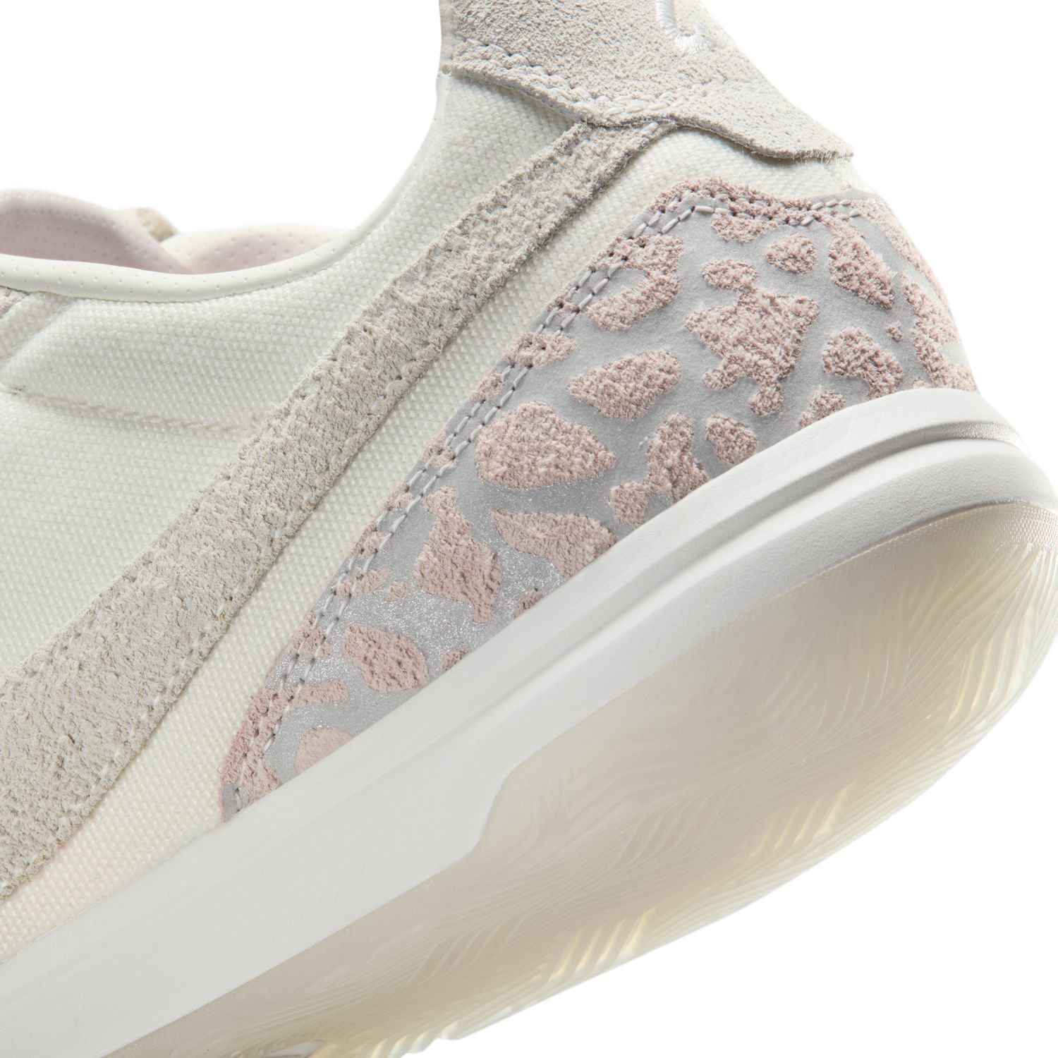 Jordan Tiempo Streetgato SE Men's Indoor/Court Low-Top Shoes