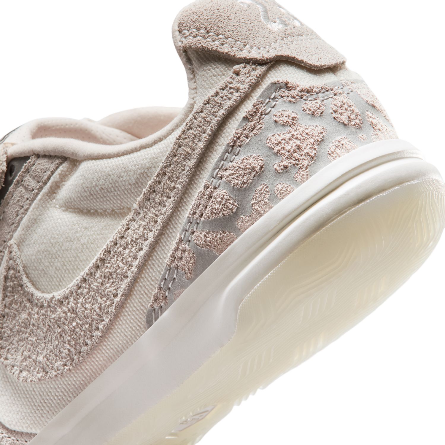 Jordan JR Tiempo Streetgato SE Kid's Indoor/Court Low-Top Shoes